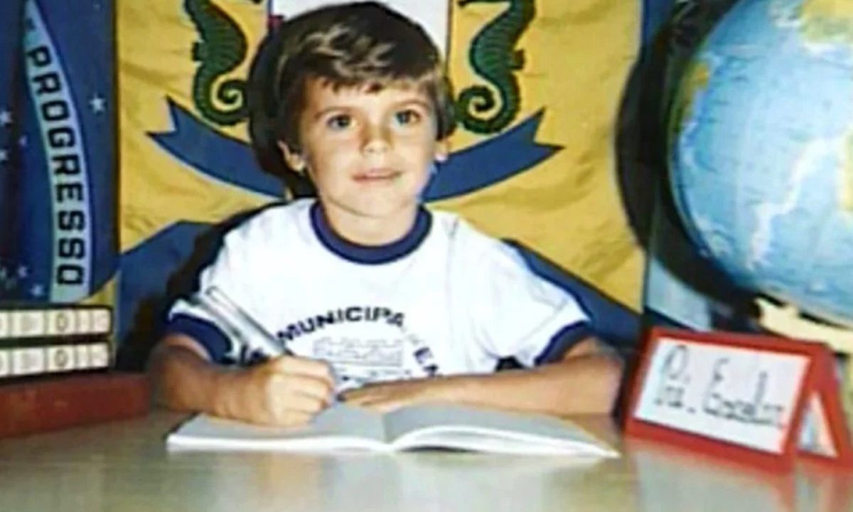 na imagem o pequeno evandro, que foi morto e o stf encerrou o caso inocentando acusados