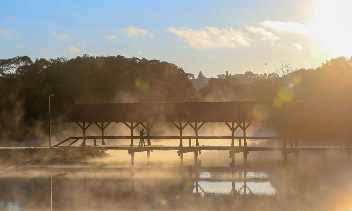 foto de sol pela manhã para ilustrar fim das chuvas em curitiba, segundo a previsao do tempo