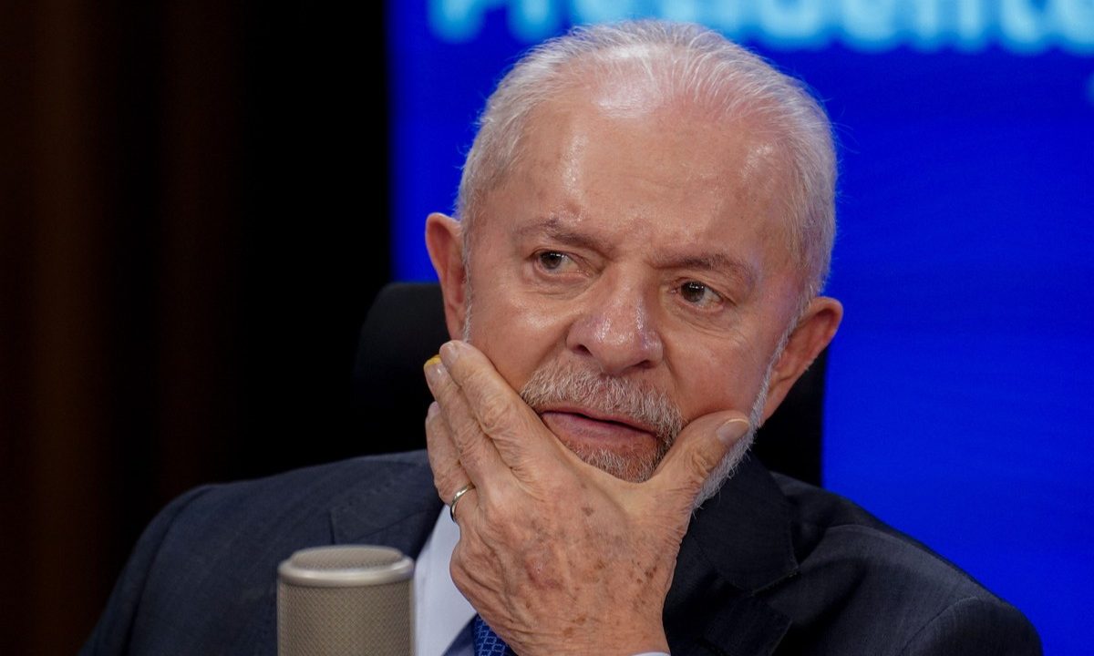 Lula, que fez radioterapia, no Bom Dia