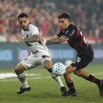 Lance de Athletico x Vitória, pelo Brasileirão