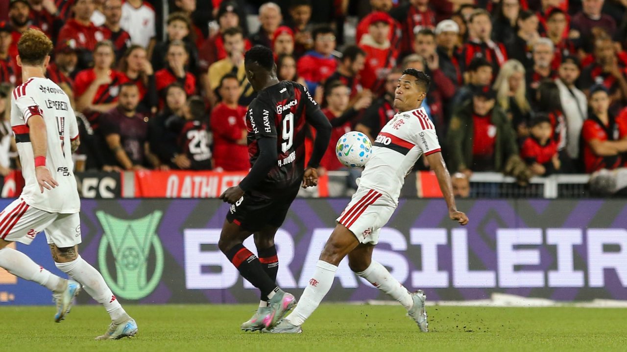 Viveros em Athletico x Flamengo, pelo Brasileirão