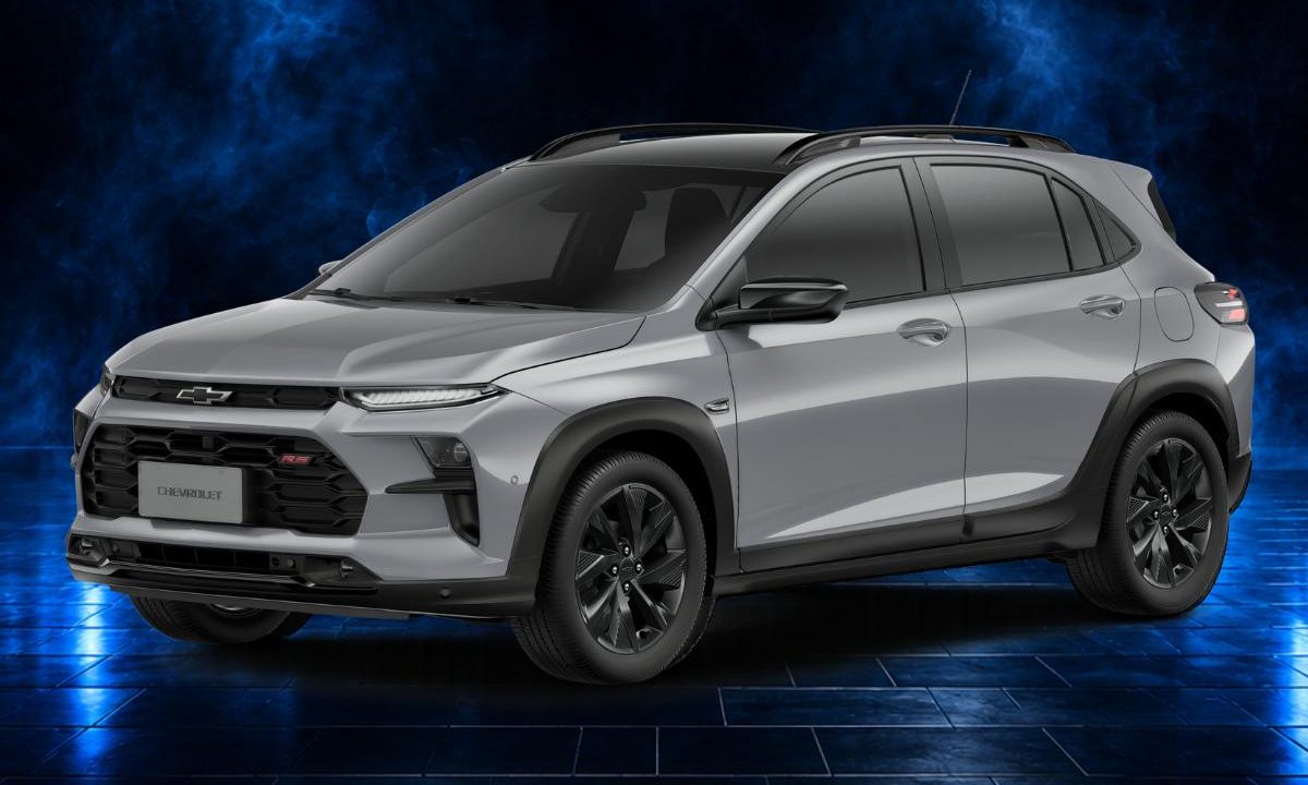 O visual do novo Sonic 2027 foi completamente renovado para entregar a imponência de um SUV com a agilidade que a cidade exige. Com faróis afilados em LED, detalhes em acabamento escurecido na versão RS e linhas aerodinâmicas marcantes, este modelo promete ser o novo desejo dos motoristas paranaenses. Venha conhecer de perto cada detalhe na ValeSul Chevrolet.