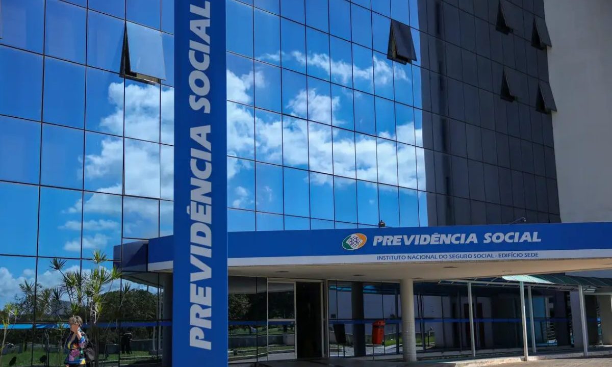Imagem mostra sede da Providência Social, que anunciou o pagamento duplo da aposentadoria de maio.