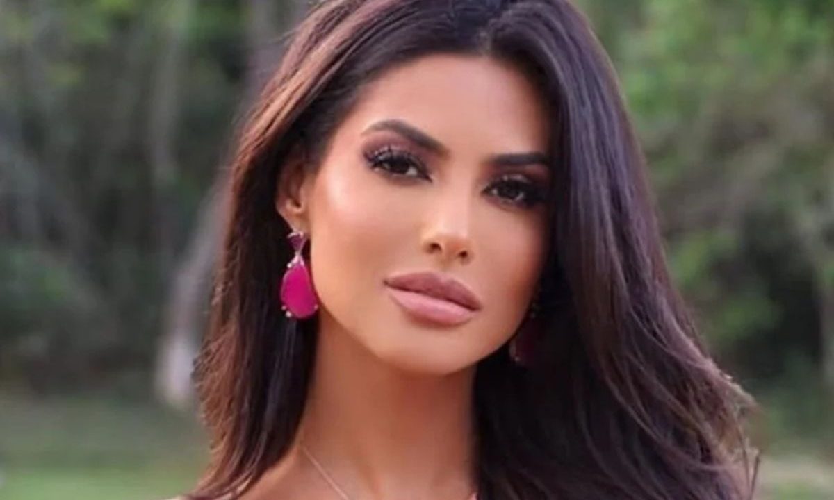 Apresentadora Flávia Noronha foi expulsa de hotel.