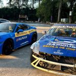 Carros Porsches em autoescola de drift