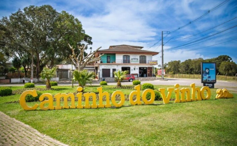 Entreda do Caminho dos Vinhos em São José dos Pinhais
