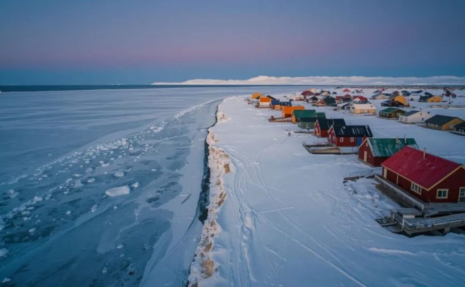 Cidade do Alaska que fica meses sem anoitecer