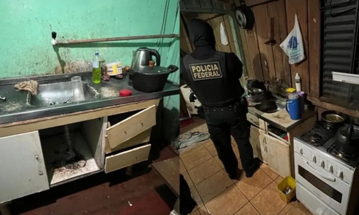 Polícia Federal resgata famílias estrangeiras que eram mantidas em condição análoga à escravidão em fazenda no Paraná. Foto mostra policial federal de costas em casa em situação degradante, com chão e paredes sujos, móveis quebrados