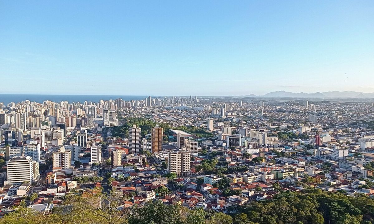 Foto aérea da cidade de Vila Velha (ES), em feriado neste fim de semana por aniversário.