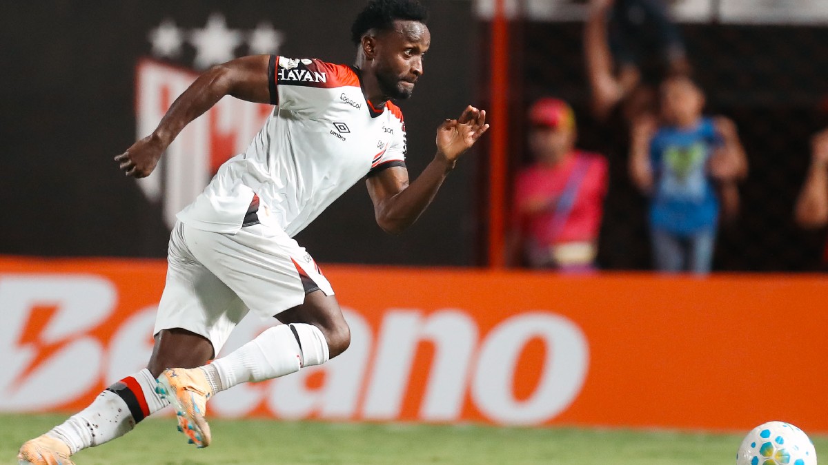 Lance de Atlético-GO x Athletico, pela Copa do Brasil 2026