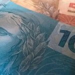 Nota de dinheiro para representar premio da Loteria Federal 6069