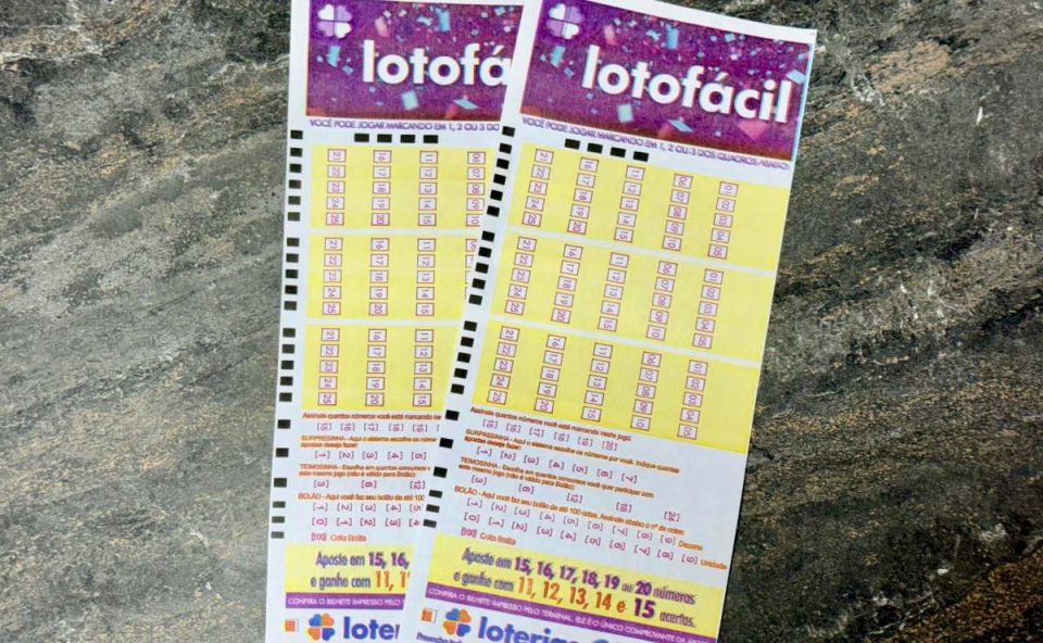 Volantes da Lotofácil 3705