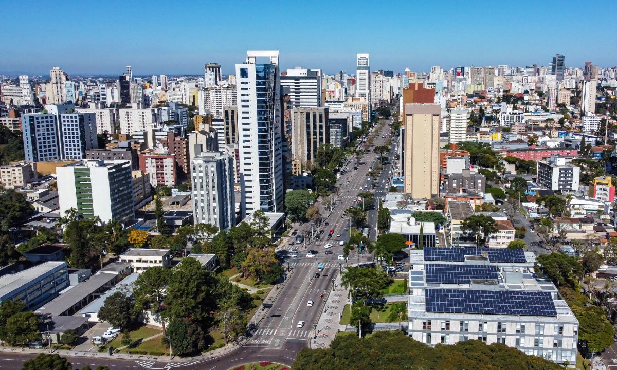 na imagem, a cidade de curitiba, de onde foi o prêmio de R$ 1 milhão do Nota Paraná