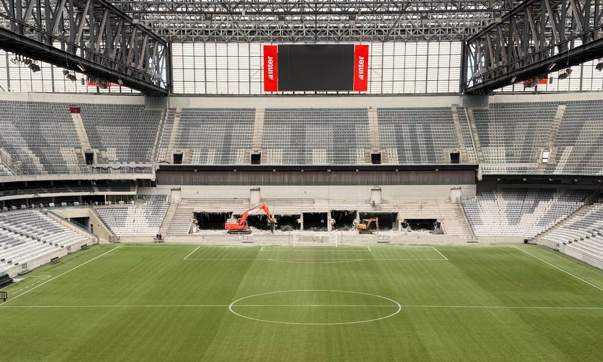 Foto da reforma na Arena da Baixada, casa do Athletico