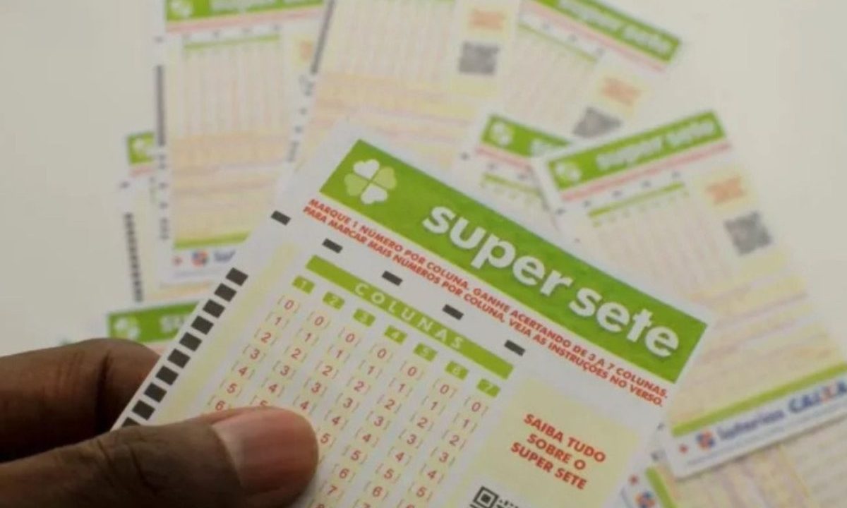 Volante da Super Sete 847