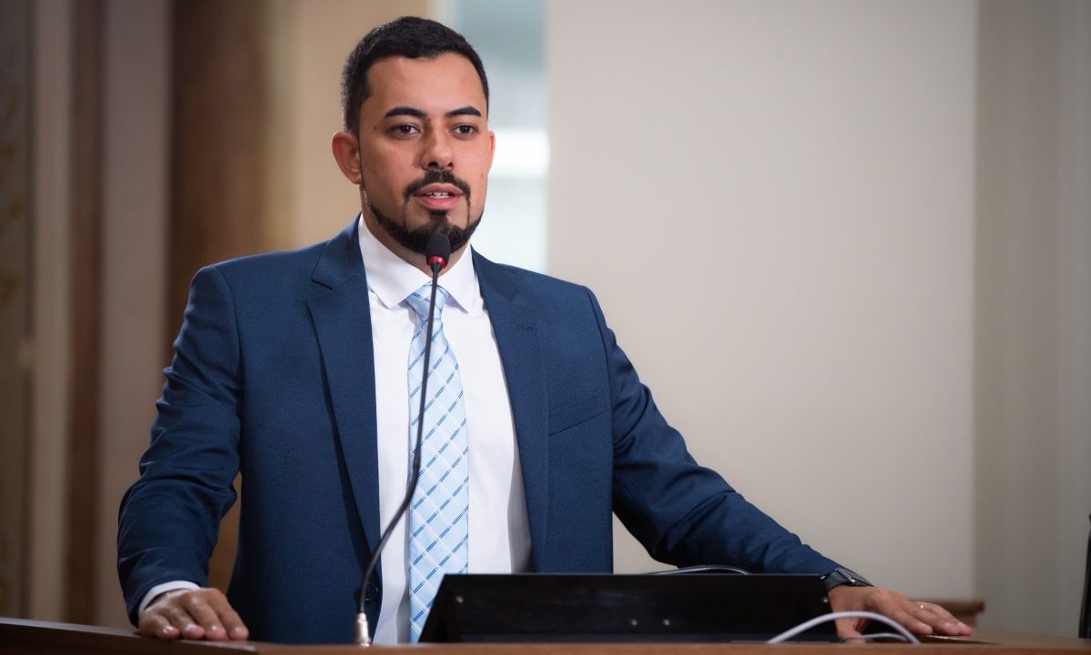 foto do vereador Lorens Nogueira, alvo de busca e apreensão em curitiba