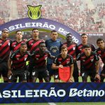 Time do Athletico posa para foto antes de jogo do Brasileirão 2026