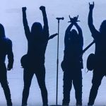 na imagem, a banda Angra, que celebra 30 anos do disco “Holy Land” em show exclusivo em Curitiba em setembro