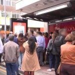 Imagem mostra inauguração do Abrigo Amigo em Curitiba.