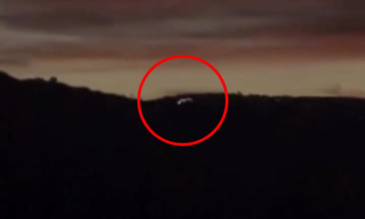 Foto em que mostra o suposto disco voador em Campo Largo; governo do Paraná brincou sobre o assunto