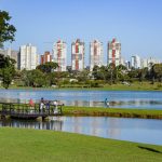 foto ilustrativa pra previsão do tempo em curitiba nesta terça-feira. foto mostra o parque barigui