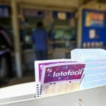Foto de bilhete da Lotofácil 3707; veja o resultado