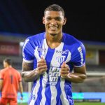 Walace comemora gol com a camisa do Avaí durante a temporada de 2026.