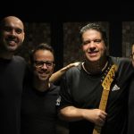 Integrantes do quarteto instrumental Mais Jazz durante apresentação musical do projeto Cidade em Harmonia, em Curitiba.